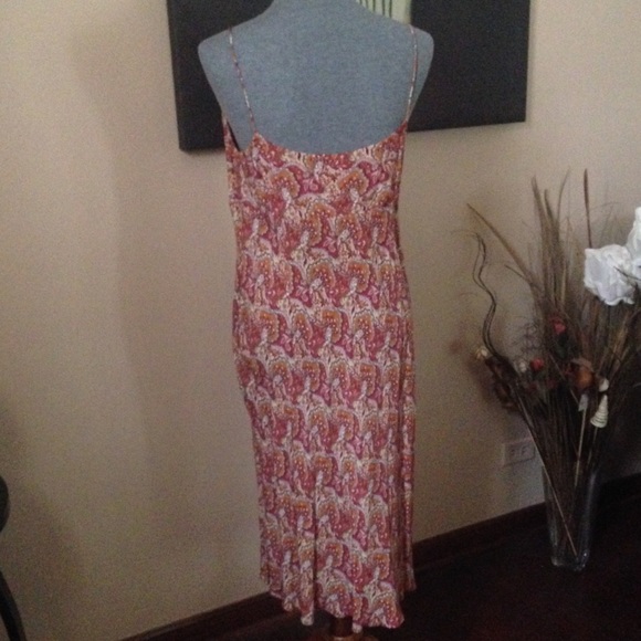 Dress - Picture 2 of 4